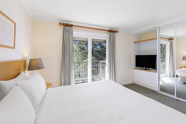 Oaks Cypress Lakes Resort 2 Bedroom Villa Bedroom