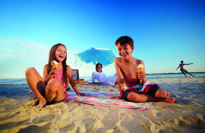 120117 Sunshine Coast rated as top travel spot for Australian families